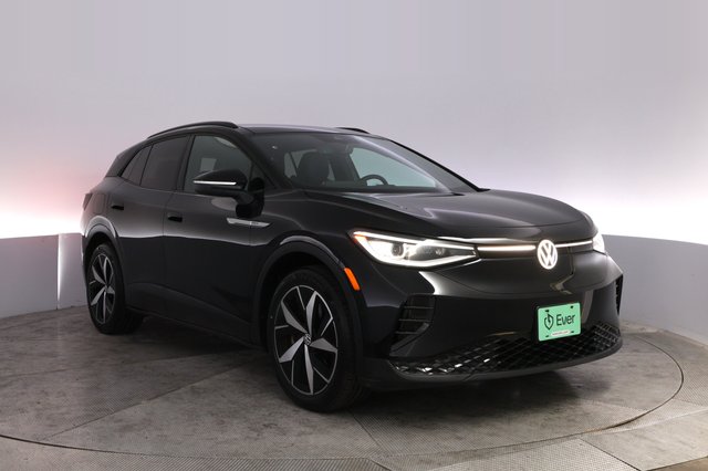 2023 Volkswagen ID.4 — photo 10 of 24