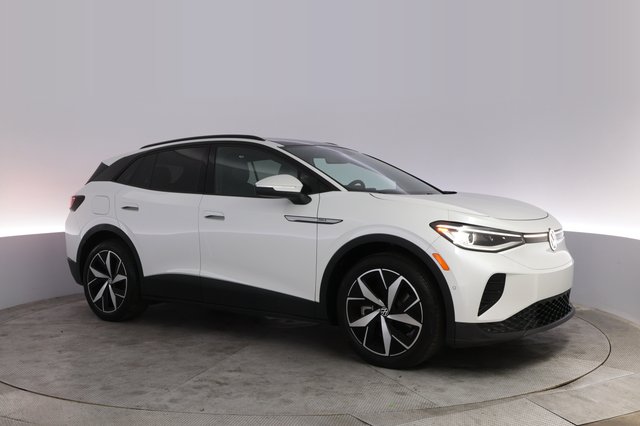 2023 Volkswagen ID.4 — photo 11 of 21