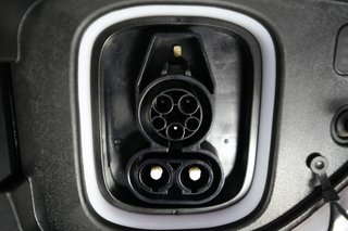 2023 Hyundai Kona Electric — photo 8 of 23