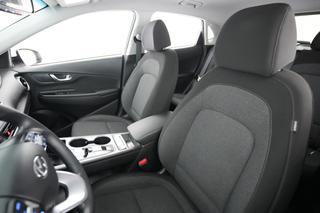 2023 Hyundai Kona Electric — photo 3 of 23