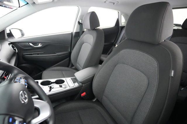 2023 Hyundai Kona Electric — photo 3 of 23