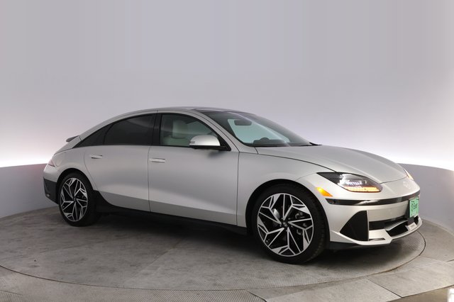 2023 Hyundai IONIQ 6 — photo 11 of 21