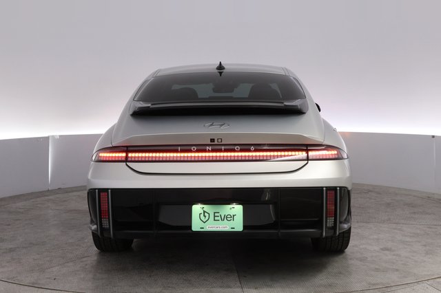 2023 Hyundai IONIQ 6 — photo 12 of 21