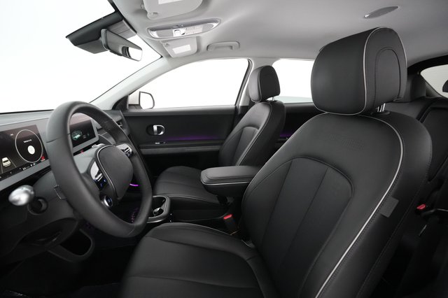 2023 Hyundai IONIQ 5 — photo 18 of 26