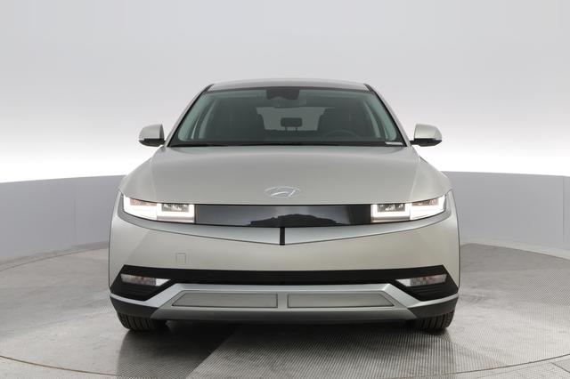 2023 Hyundai IONIQ 5 — photo 6 of 26
