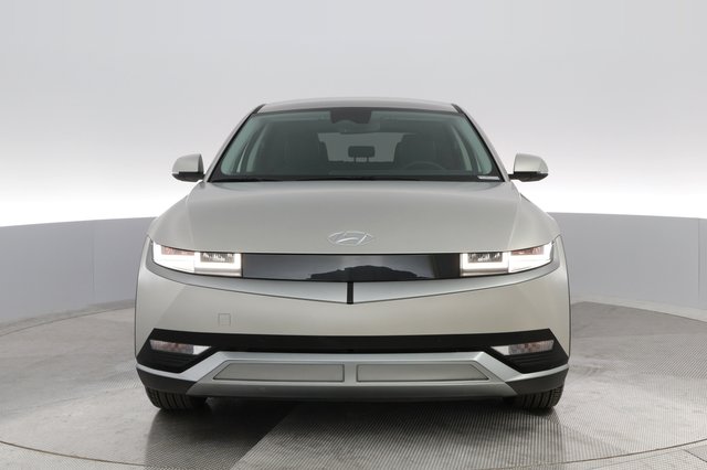 2023 Hyundai IONIQ 5 — photo 6 of 26