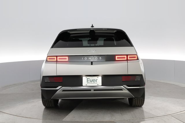 2023 Hyundai IONIQ 5 — photo 10 of 26