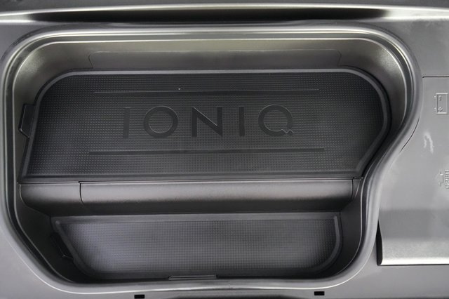 2023 Hyundai IONIQ 6 — photo 23 of 25