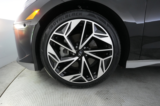 2023 Hyundai IONIQ 6