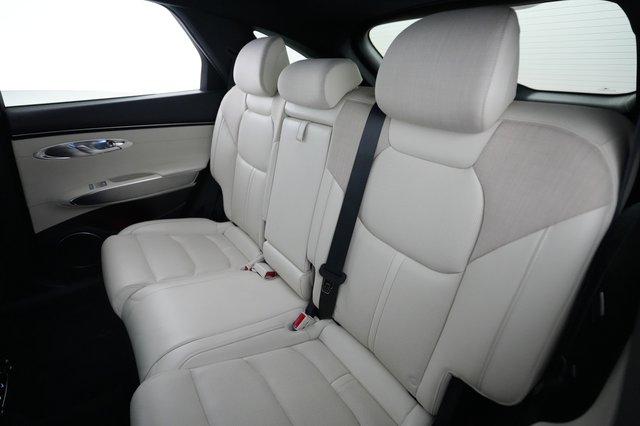 2024 Genesis Electrified GV70 — photo 19 of 22
