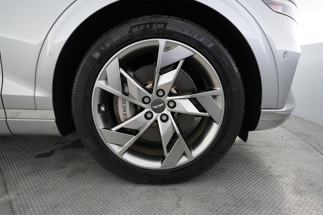 2024 Genesis Electrified GV70