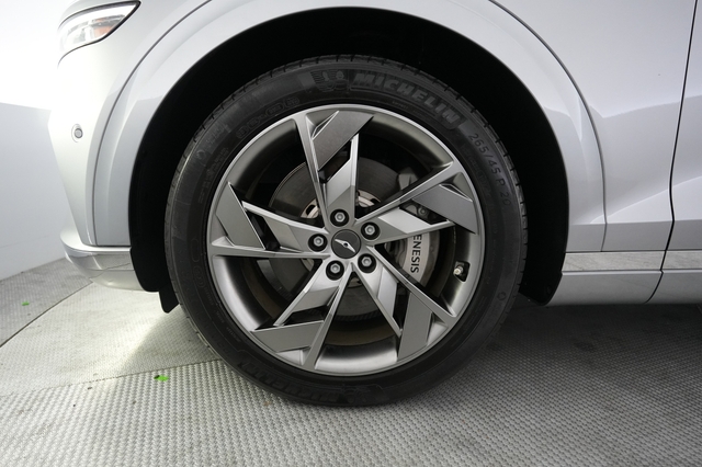 2024 Genesis Electrified GV70
