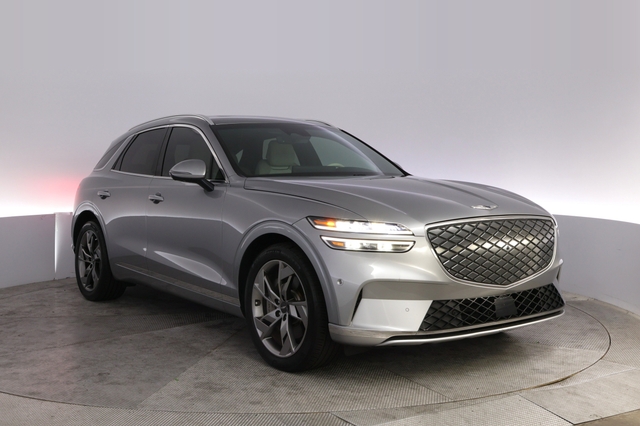 2024 Genesis Electrified GV70