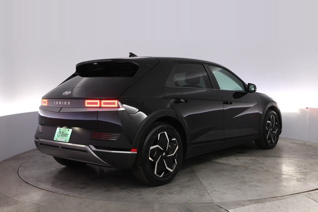 2024 Hyundai IONIQ 5 — photo 2 of 23