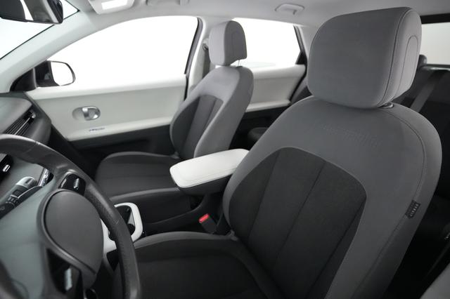 2024 Hyundai IONIQ 5 — photo 3 of 23