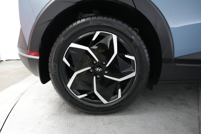2024 Hyundai IONIQ 5 — photo 17 of 24