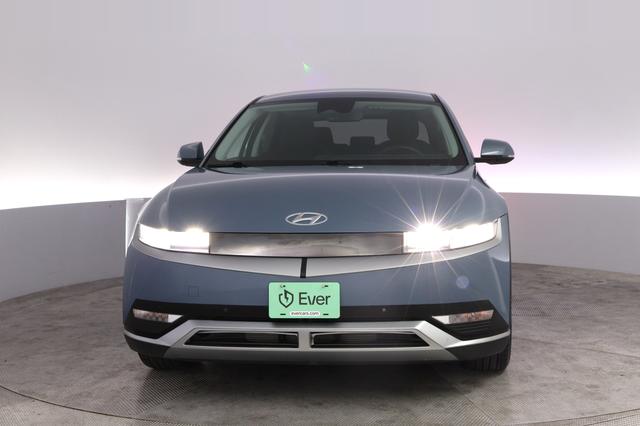 2024 Hyundai IONIQ 5 — photo 9 of 24