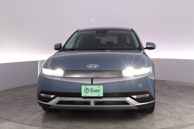 2024 Hyundai IONIQ 5 — photo 9 of 24