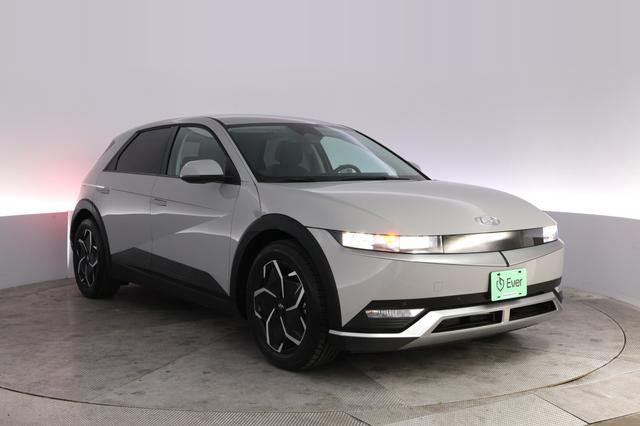2024 Hyundai IONIQ 5 — photo 10 of 24