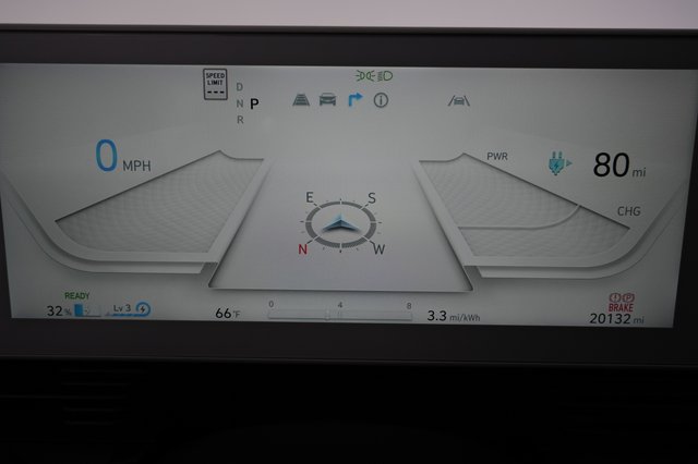 2024 Hyundai IONIQ 5 — photo 5 of 23