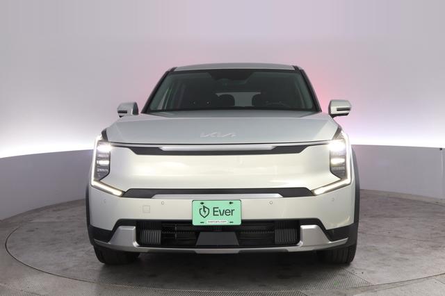 2024 Kia EV9 — photo 9 of 25