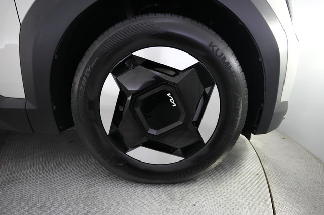 2024 Kia EV9 — photo 16 of 25