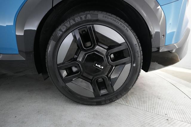 2024 Kia EV9 — photo 7 of 24