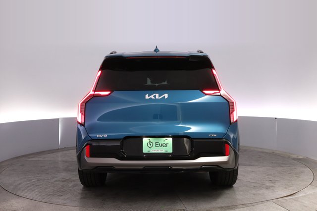 2024 Kia EV9 — photo 12 of 24