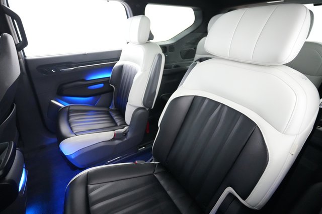 2024 Kia EV9 — photo 19 of 24