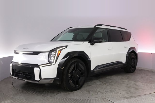 2024 Kia EV9 — VIN KNDAEFS56R6039963