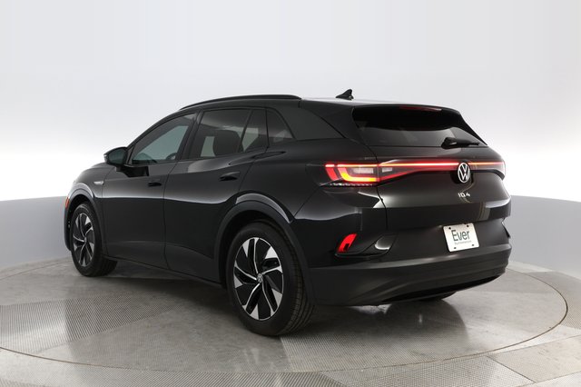 2021 Volkswagen ID.4 — photo 10 of 24