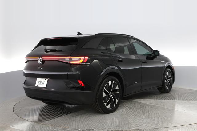 2021 Volkswagen ID.4 — photo 2 of 24