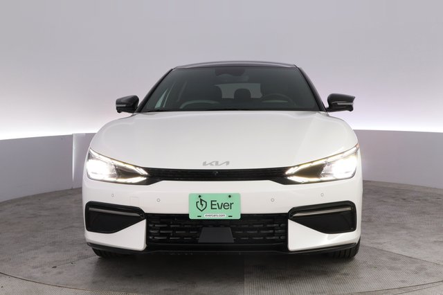 2024 Kia EV6 — photo 9 of 21