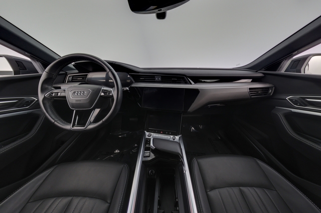 2024 Audi Q8 e-tron