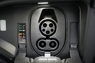 2024 Audi Q8 e-tron — photo 8 of 23