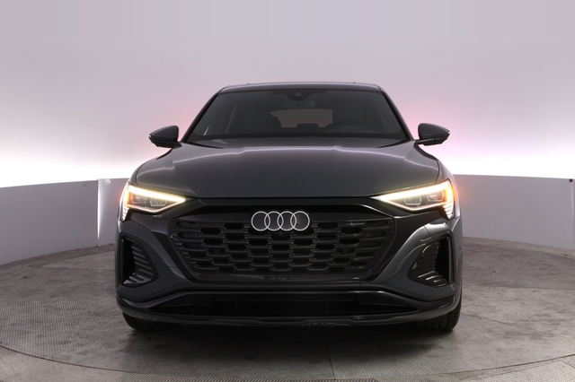 2024 Audi Q8 e-tron