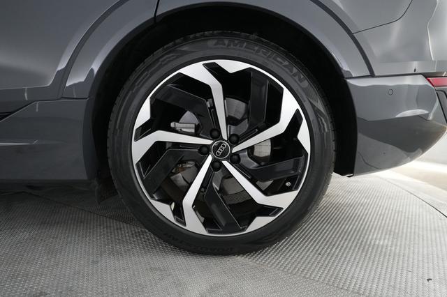 2024 Audi Q8 e-tron — photo 7 of 23