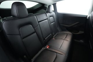 2022 Tesla Model Y — photo 4 of 22