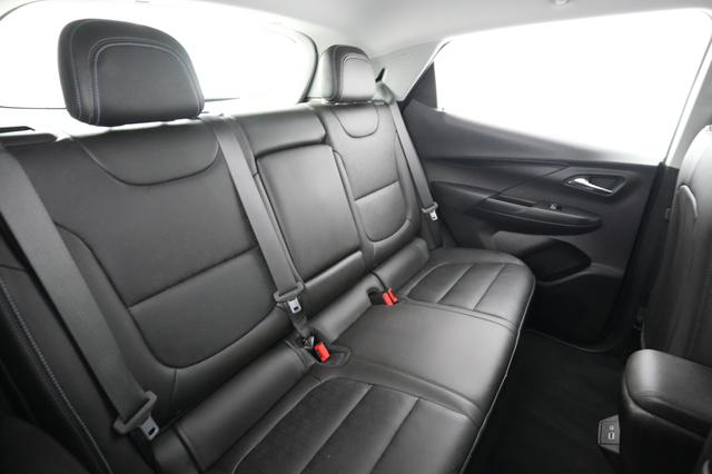 2023 Chevrolet Bolt EV — photo 4 of 23