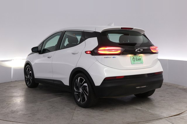 2023 Chevrolet Bolt EV — photo 13 of 23