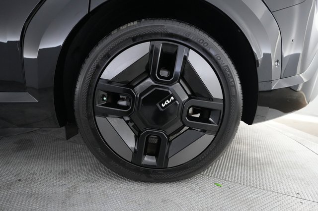 2024 Kia EV9 — photo 7 of 23