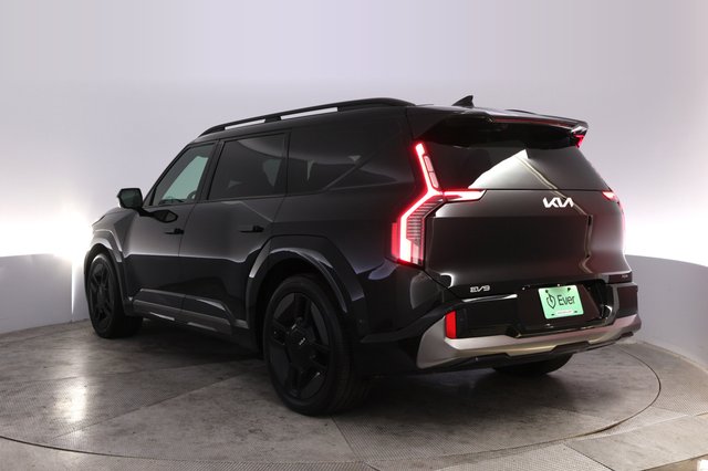 2024 Kia EV9 — photo 13 of 23
