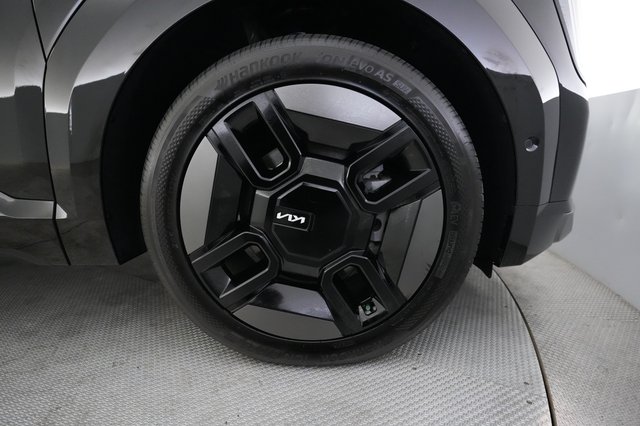 2024 Kia EV9 — photo 16 of 23
