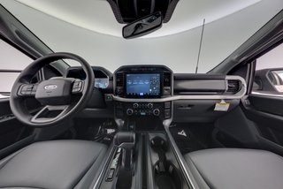 2022 Ford F-150 Lightning — photo 15 of 17
