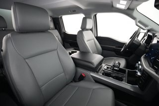 2022 Ford F-150 Lightning — photo 12 of 17