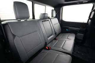 2023 Ford F-150 Lightning — photo 4 of 15