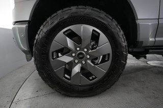 2023 Ford F-150 Lightning — photo 9 of 15