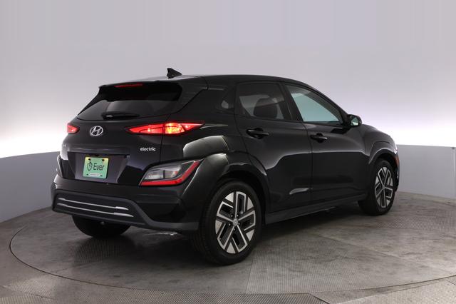 2023 Hyundai Kona Electric — photo 2 of 28