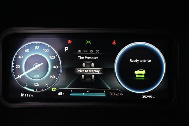 2023 Hyundai Kona Electric — photo 5 of 28