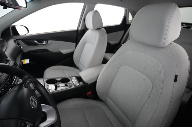 2023 Hyundai Kona Electric — photo 3 of 28